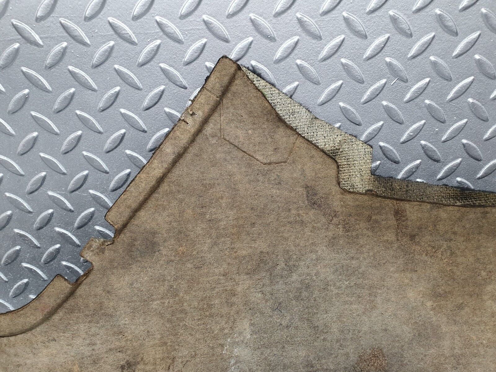 40721 Mercedes-Benz W123 300D Centre Console Carpet Left Side Black