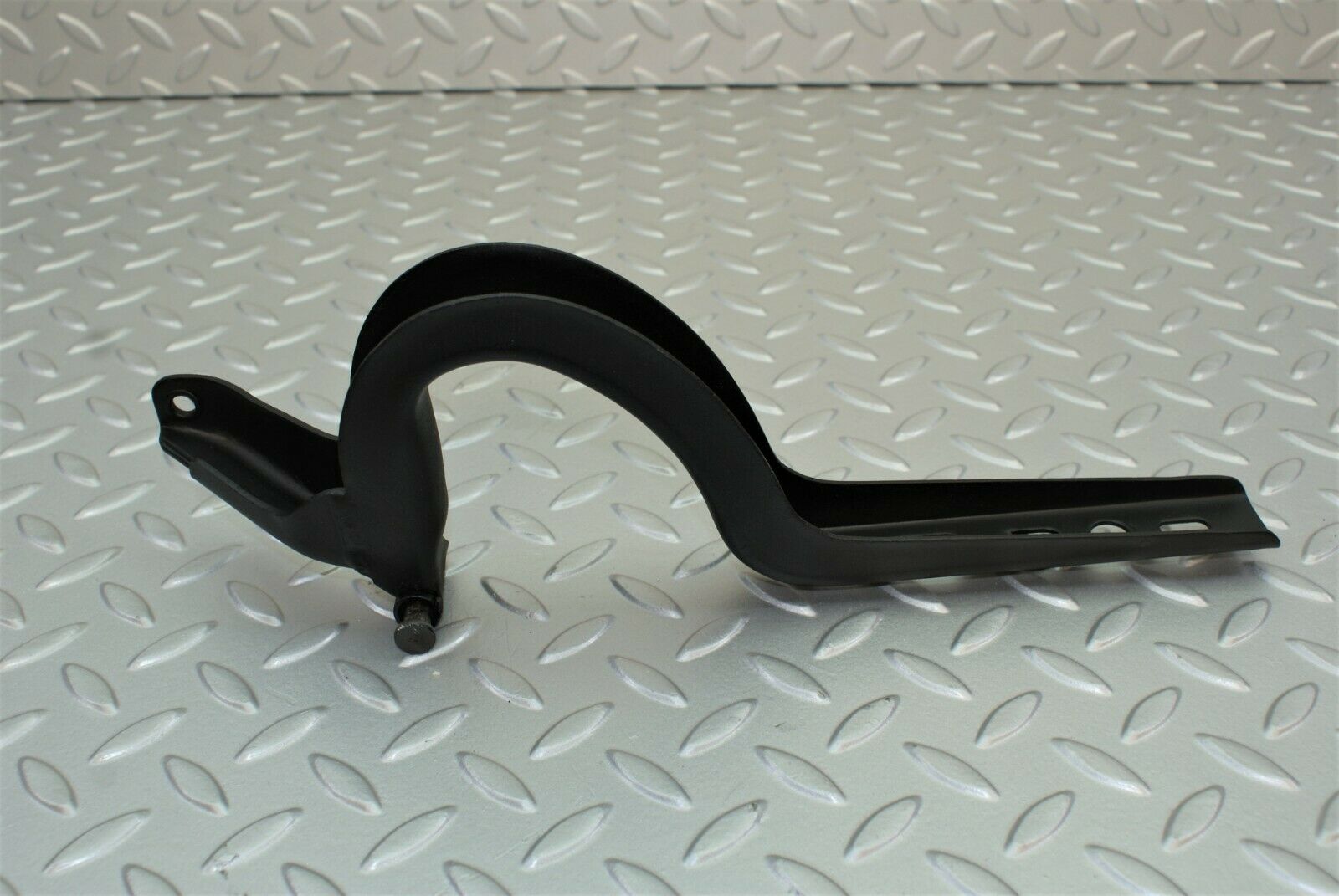 2798 Mercedes-Benz C123 280CE Coupe Trunk Lid Hinge Left Side 1237500187