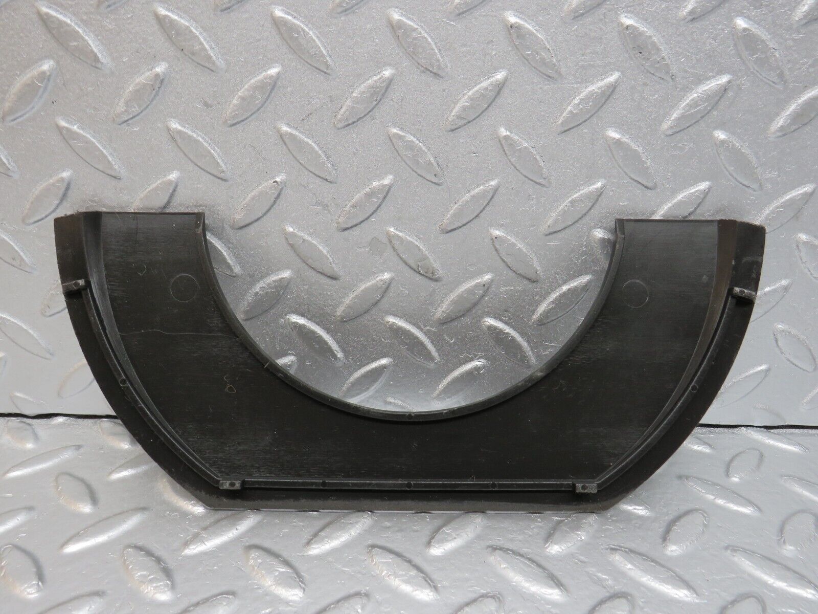 39765 Mercedes-Benz R129 320SL Coupe Windscreen Wiper Surround Trim