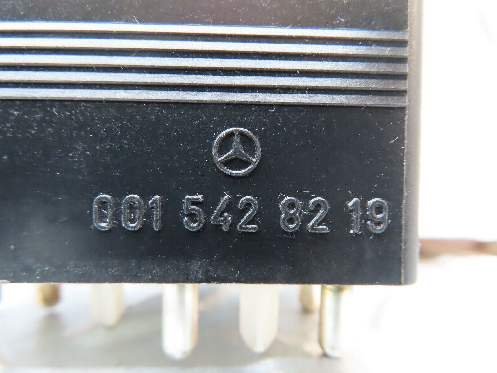 20041 Mercedes-Benz R129 300SL Coupe Auxiliary Fan Relay 0015428219