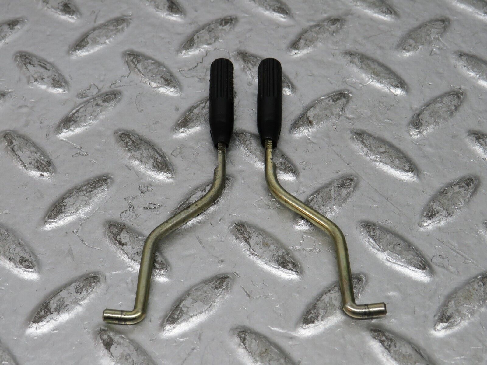 27180 Mercedes-Benz W123 280E Front Door Lock Knob Pair