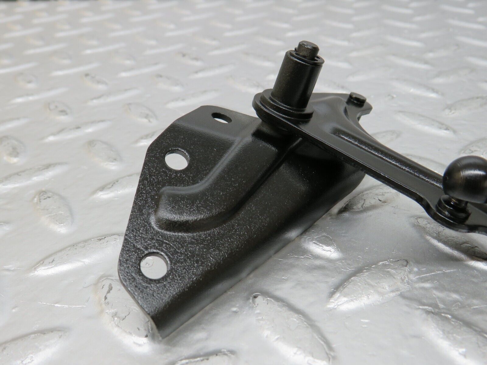 25556 Mercedes-Benz W123 200 Throttle Linkage