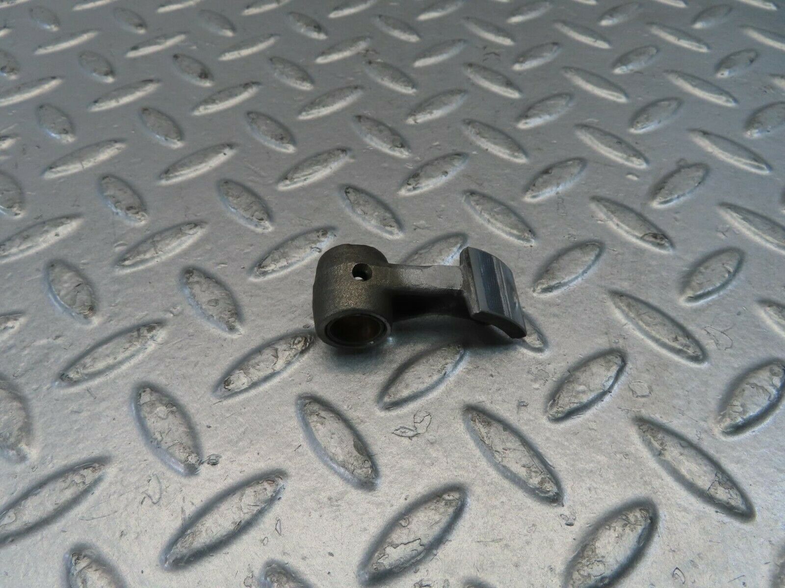 10978 Mercedes-Benz W115 220D Rocker Arm