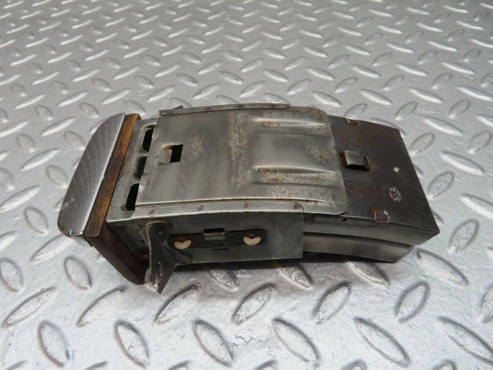 12888 Mercedes-Benz W111 220SE Centre Console Ashtray Wood Finish