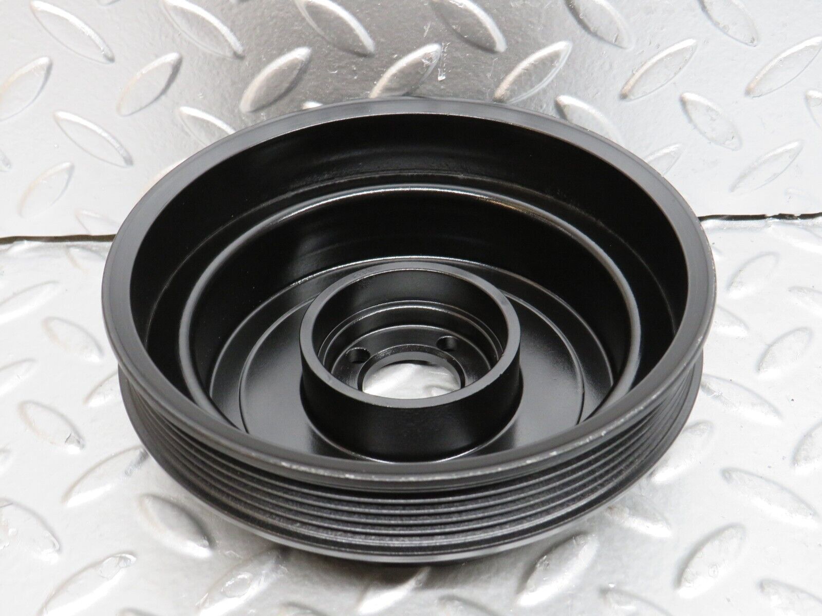 29515 Mercedes-Benz W124 230E Water Pump Pulley 1022001005