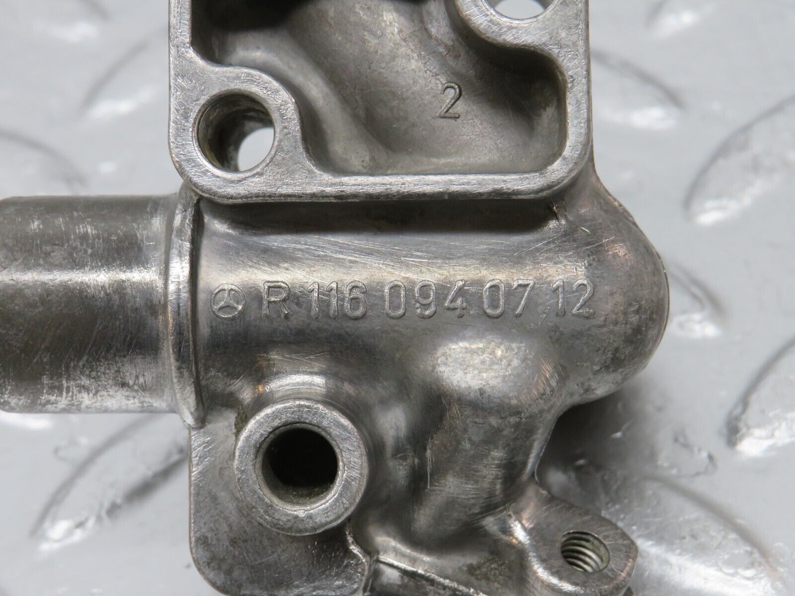 32925 Mercedes-Benz W123 300D Auxiliary Air Valve 1160940712