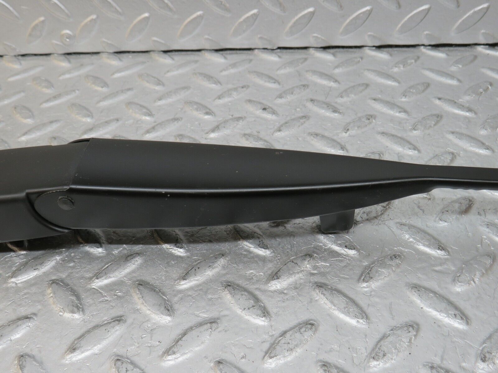 34859 Mercedes-Benz W210 320E Front Windscreen Wiper Arm