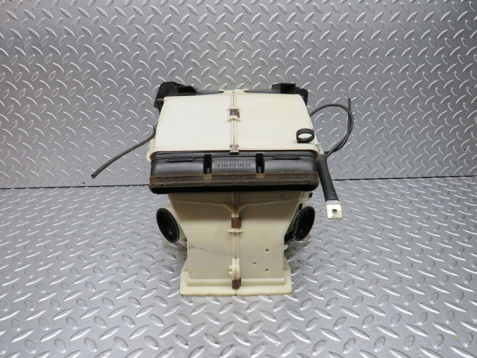 30165 Porsche 924 Heater Box Blower Housing 321819095