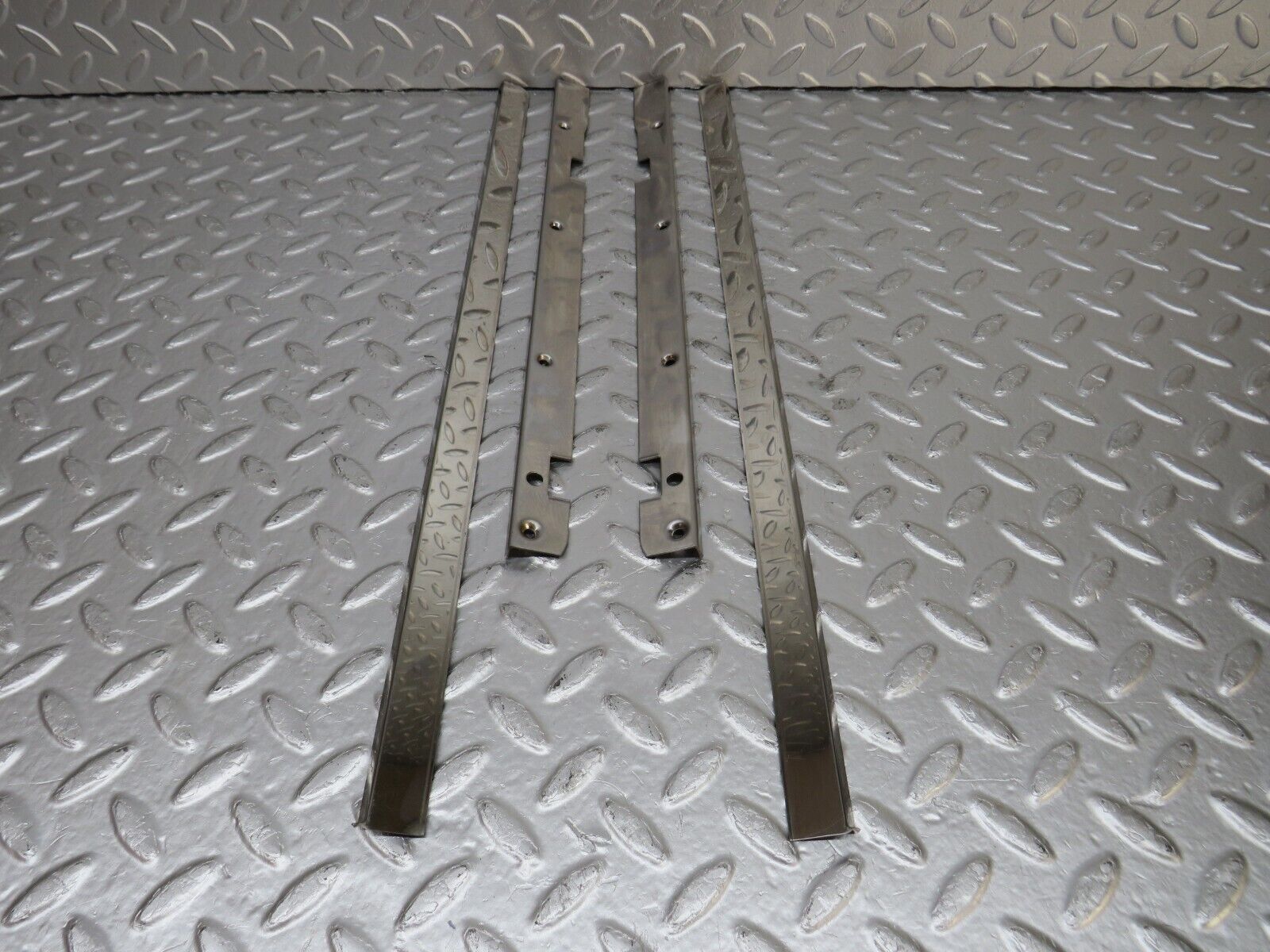 33797 Mercedes-Benz W201 190E 2.0L Sunroof Chrome Trim Set