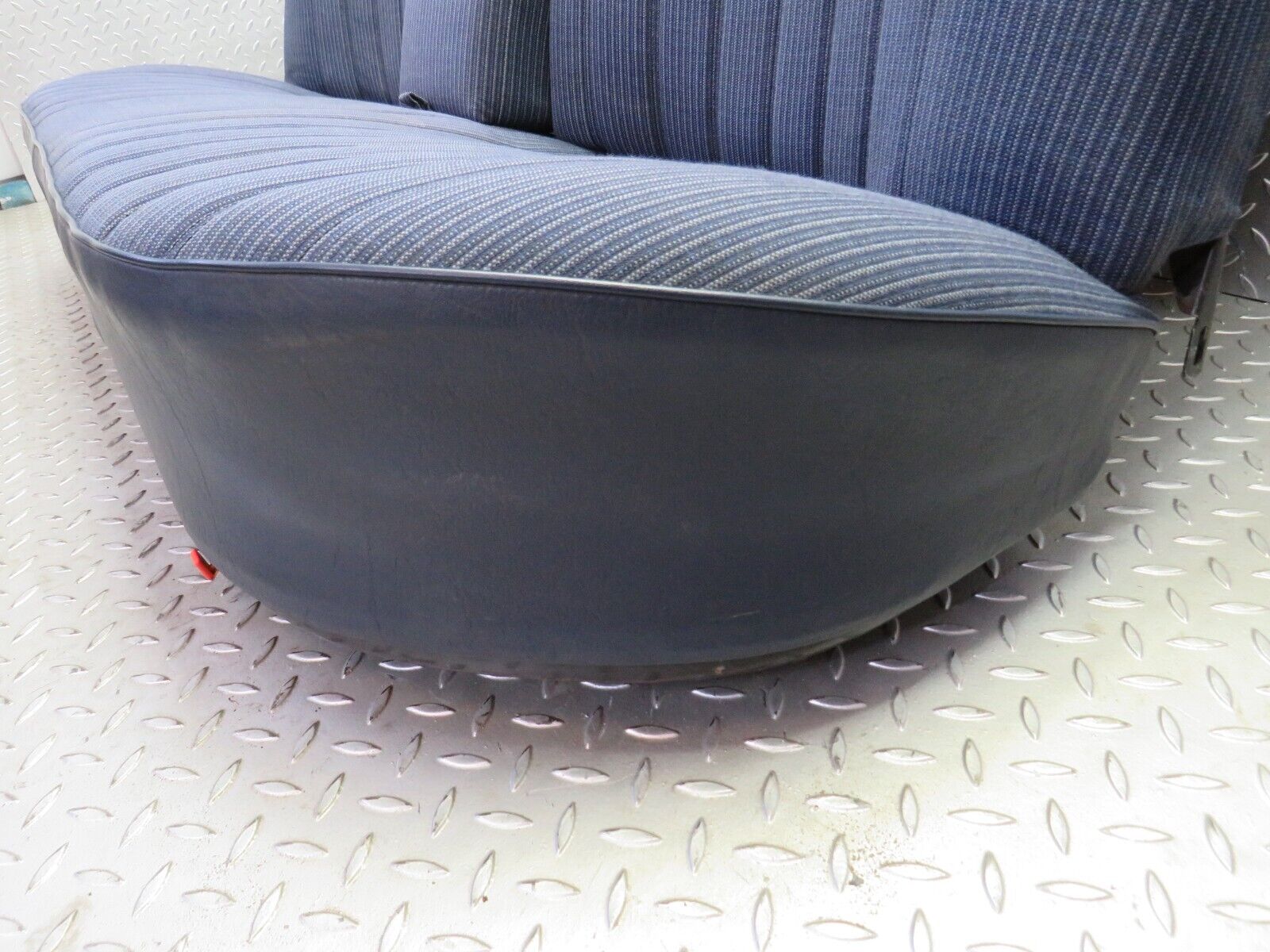 26968 Mercedes-Benz W123 240D Rear Seat Blue