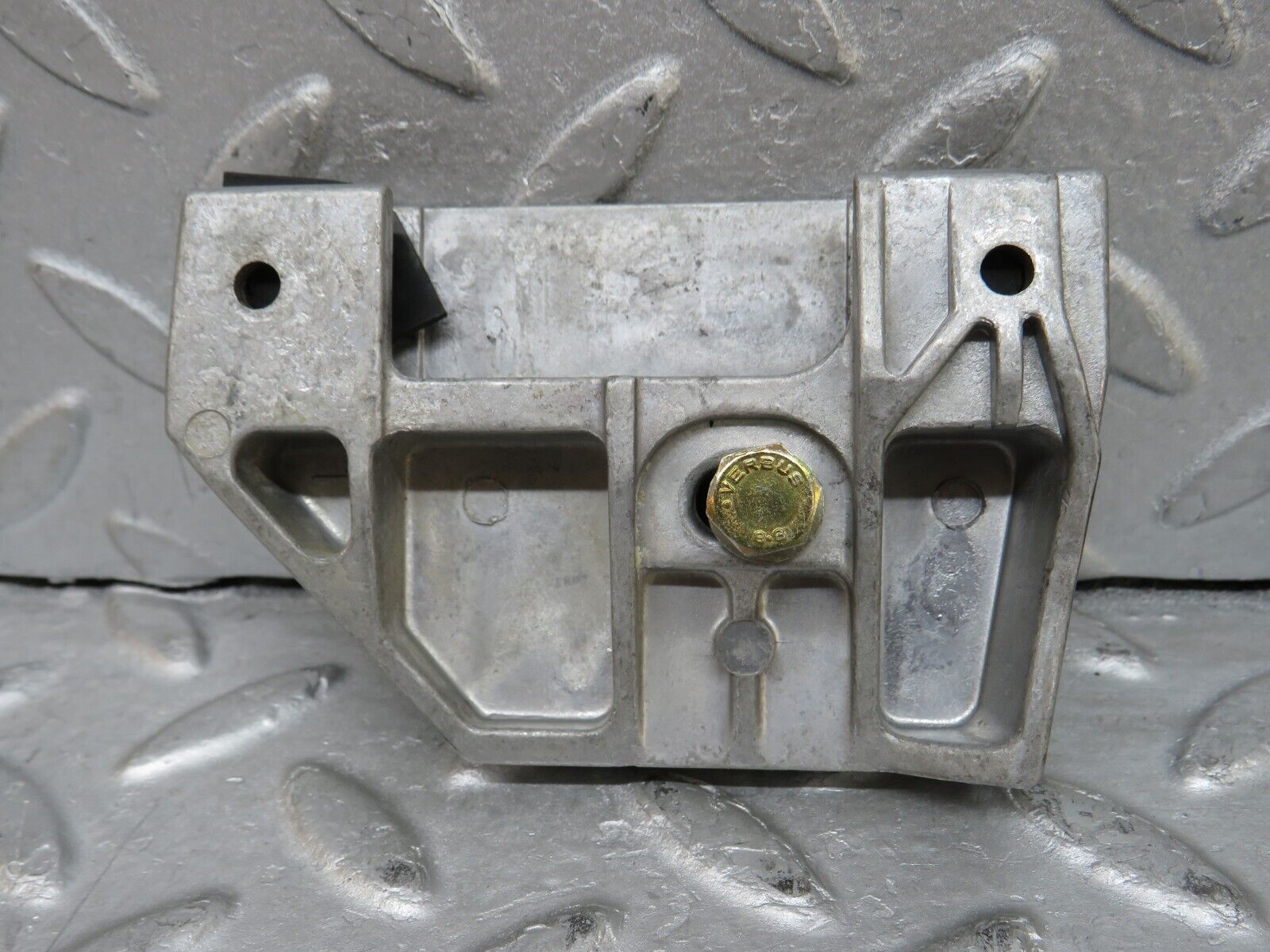 37818 Mercedes-Benz A124 320E Cabriolet Door Window Guide Bracket 2x 1247250132 1247250232