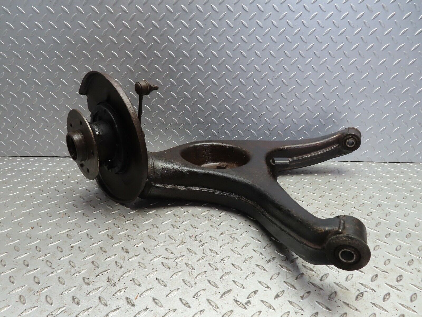 20450 Mercedes-Benz W114 280CE Coupe Control Arm Rear Right 1153571305