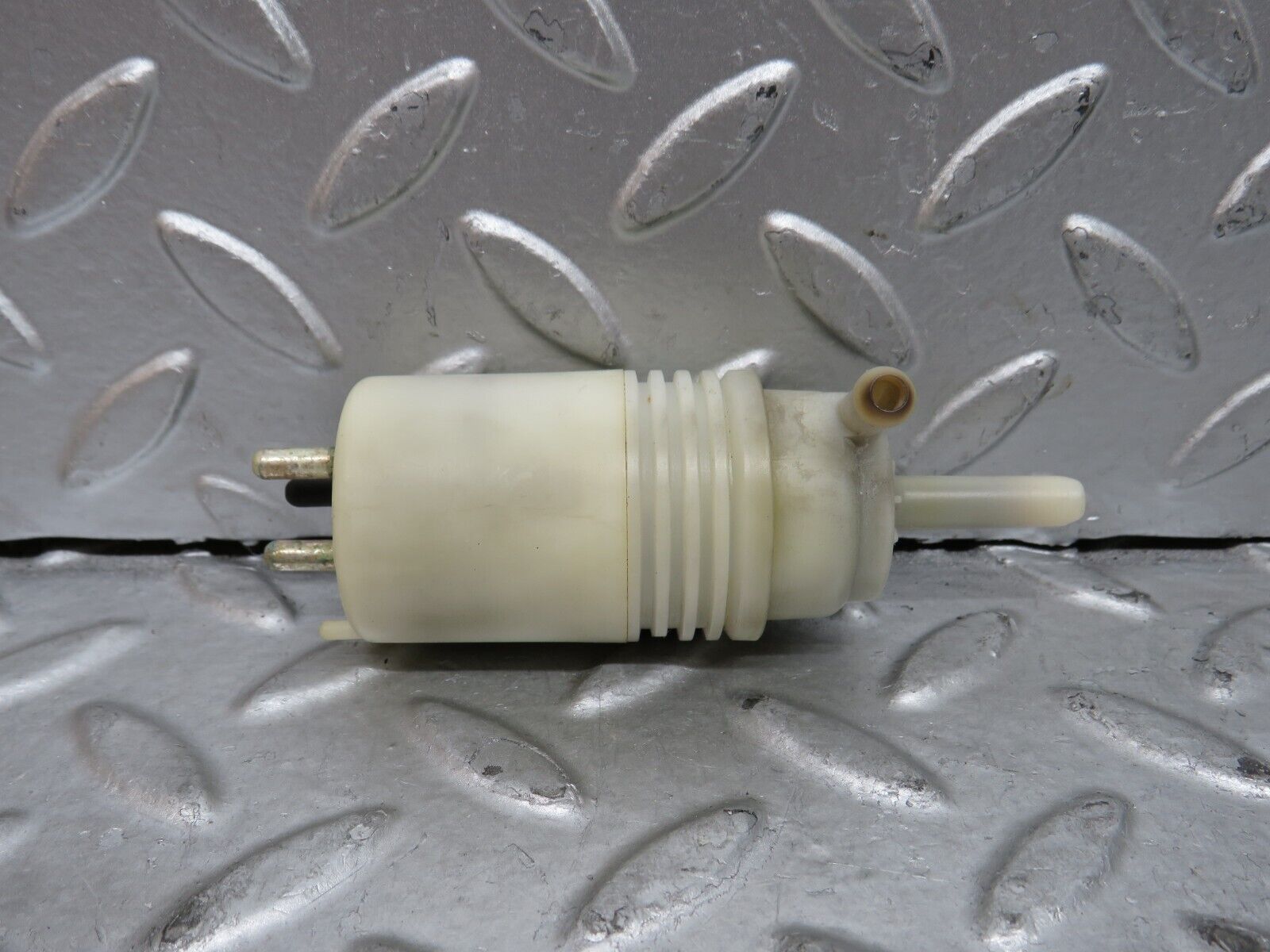 29116 Mercedes-Benz C124 320CE Coupe Windscreen Washer Pump 1248690421