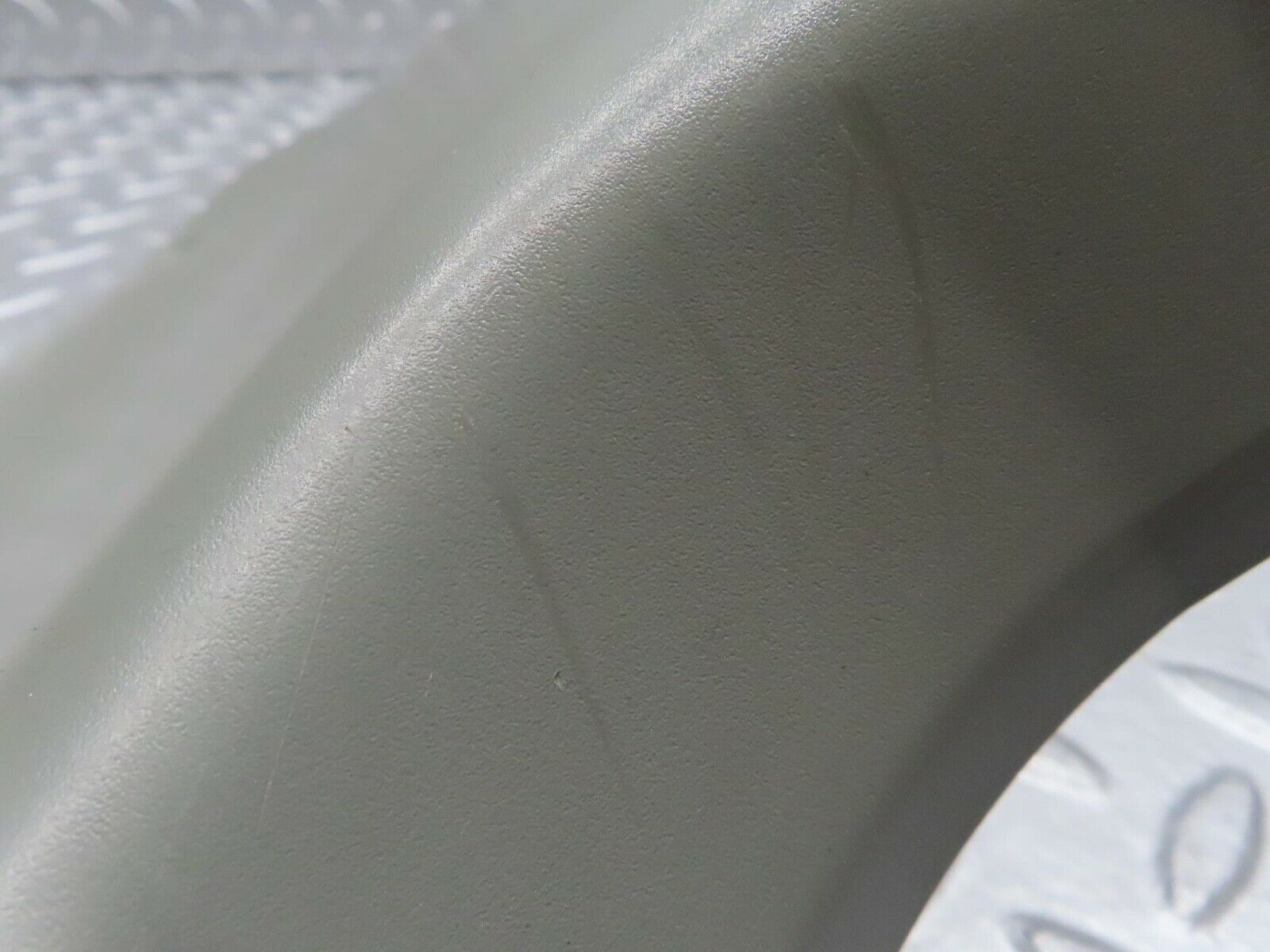 14898 Mercedes-Benz W140 S320 B Pillar Bottom Cover Right Side 1406920422