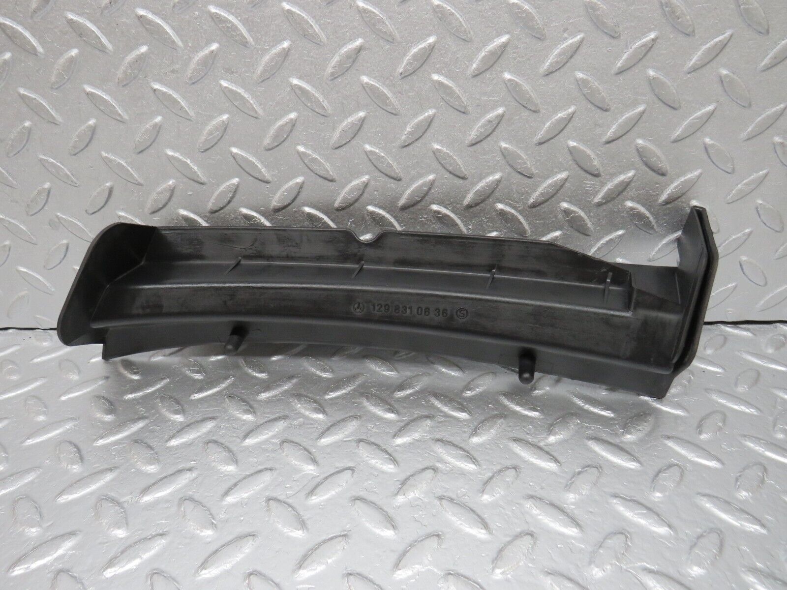 39358 Mercedes-Benz R129 320SL Coupe Windscreen Drain Channel Right 1298310636