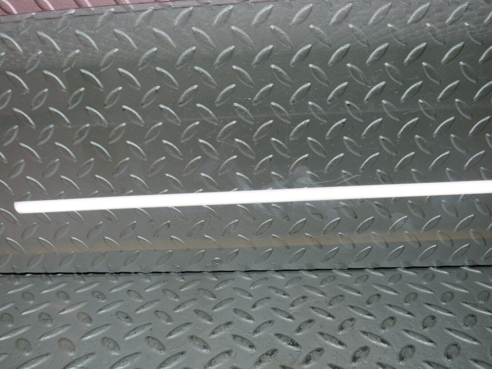 27843 Mercedes-Benz S124 300TE Wagon Rear Left Trunk Quarter Window Glass