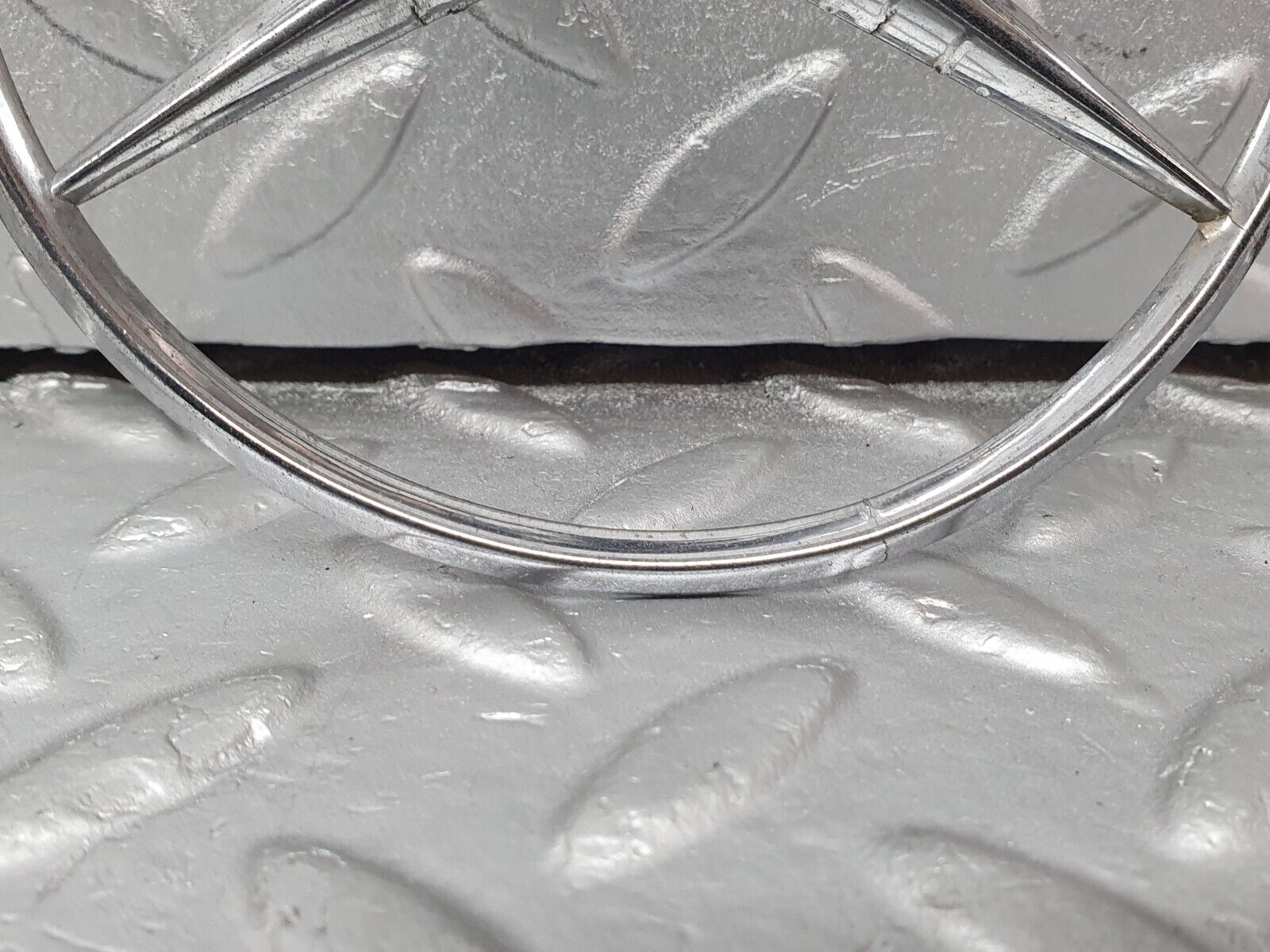 41206 Mercedes-Benz W126 300SE Trunk Lid Badge Emblem 1267580158