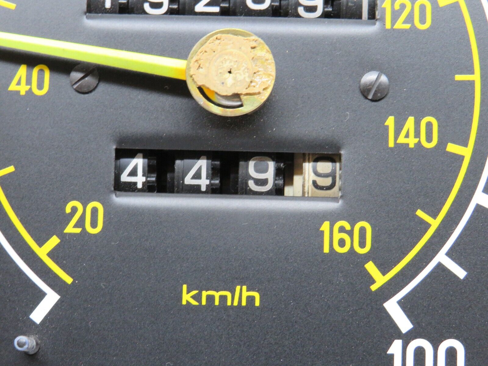 28510 Mercedes-Benz S123 240D Wagon Speedometer Mph Vdo 1235425701