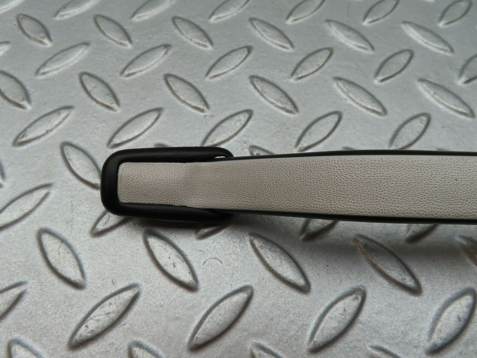 3876 Mercedes-Benz S123 200T Wagon Interior Roof Grab Handle Rear