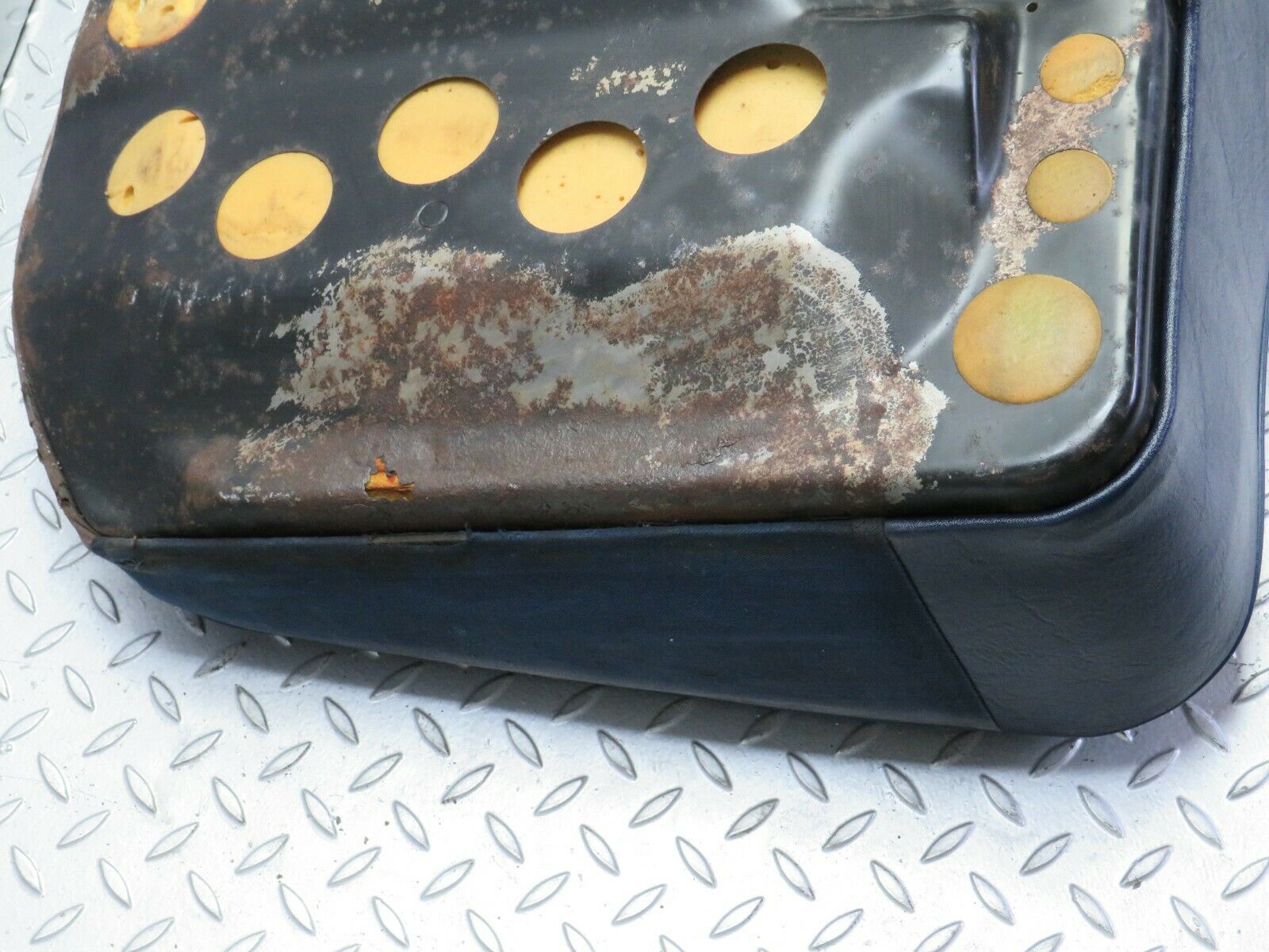 23043 Mercedes-Benz C123 230CE Coupe Rear Seat Bottom Blue Half Leather