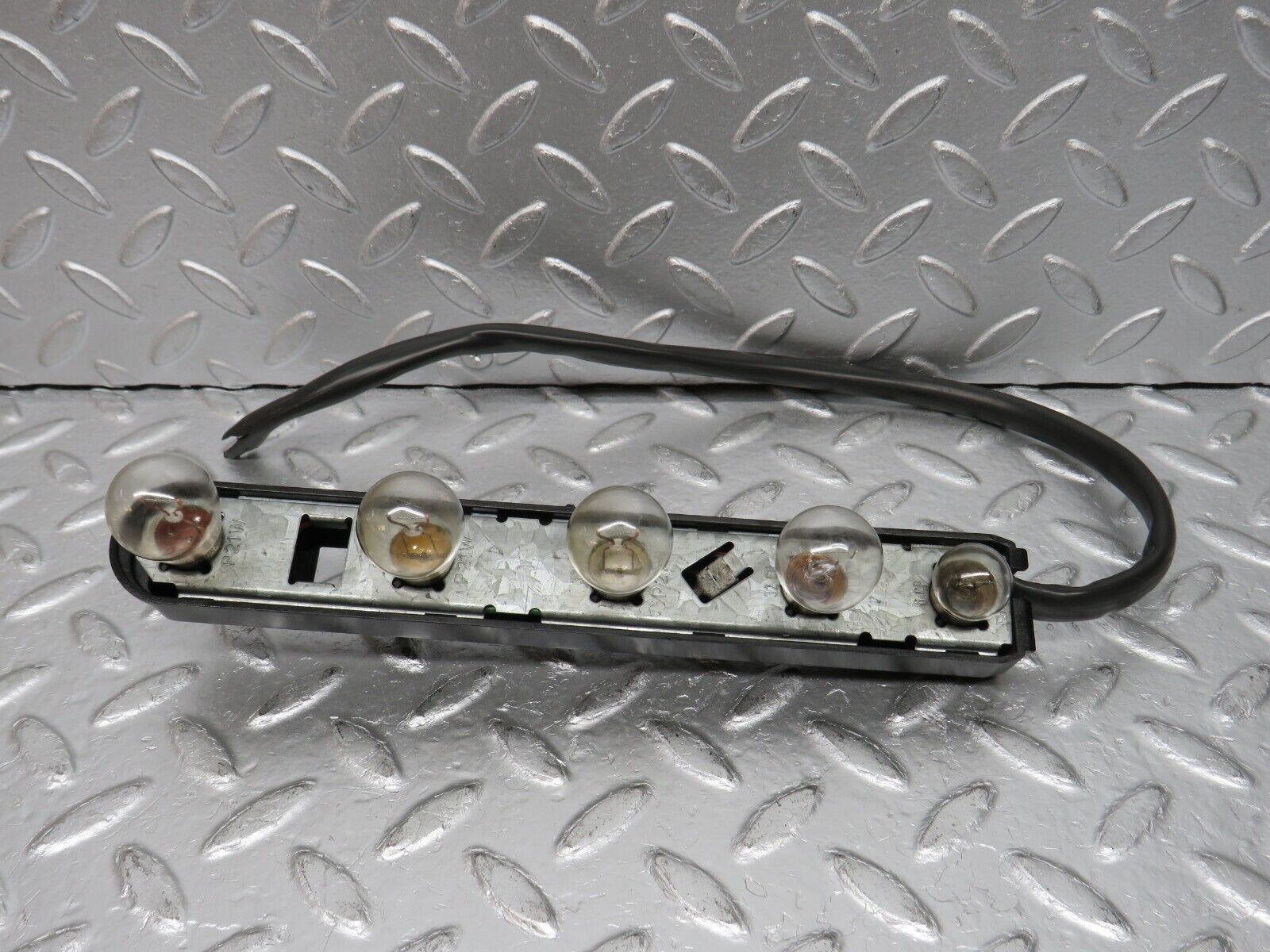 32566 Mercedes-Benz S124 300TE Wagon Tail Light Bulb Holder