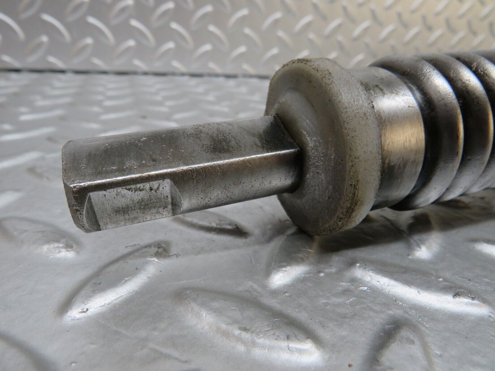 28474 Mercedes-Benz S123 240D Wagon Steering Column