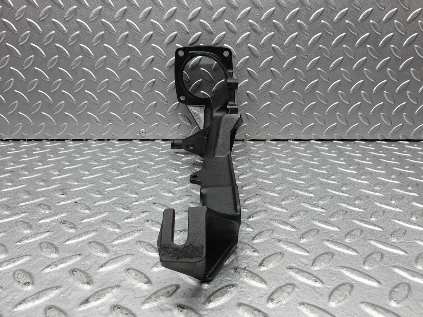 0110 Mercedes-Benz C107 350 SLC Brake Pedal Bracket 1072941101