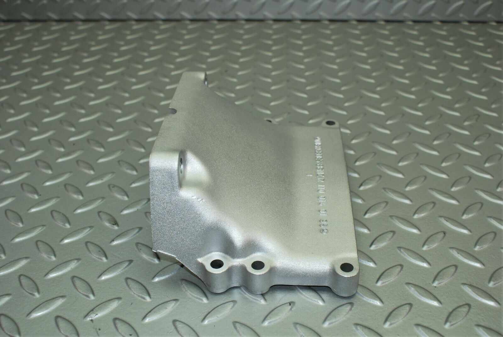 2886 Mercedes-Benz C123 280CE Coupe Gearbox Support 1100140195