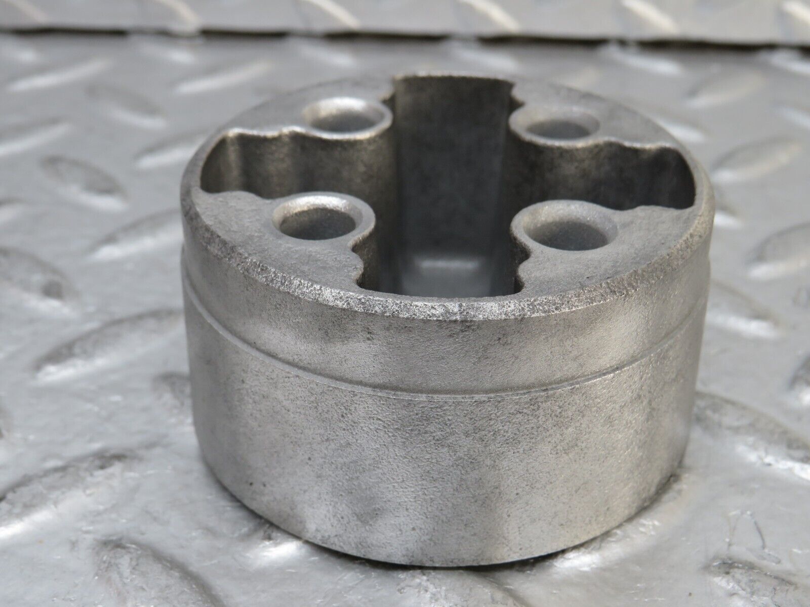 26917 Mercedes-Benz W123 240D Water Pump Spacer 1152050126