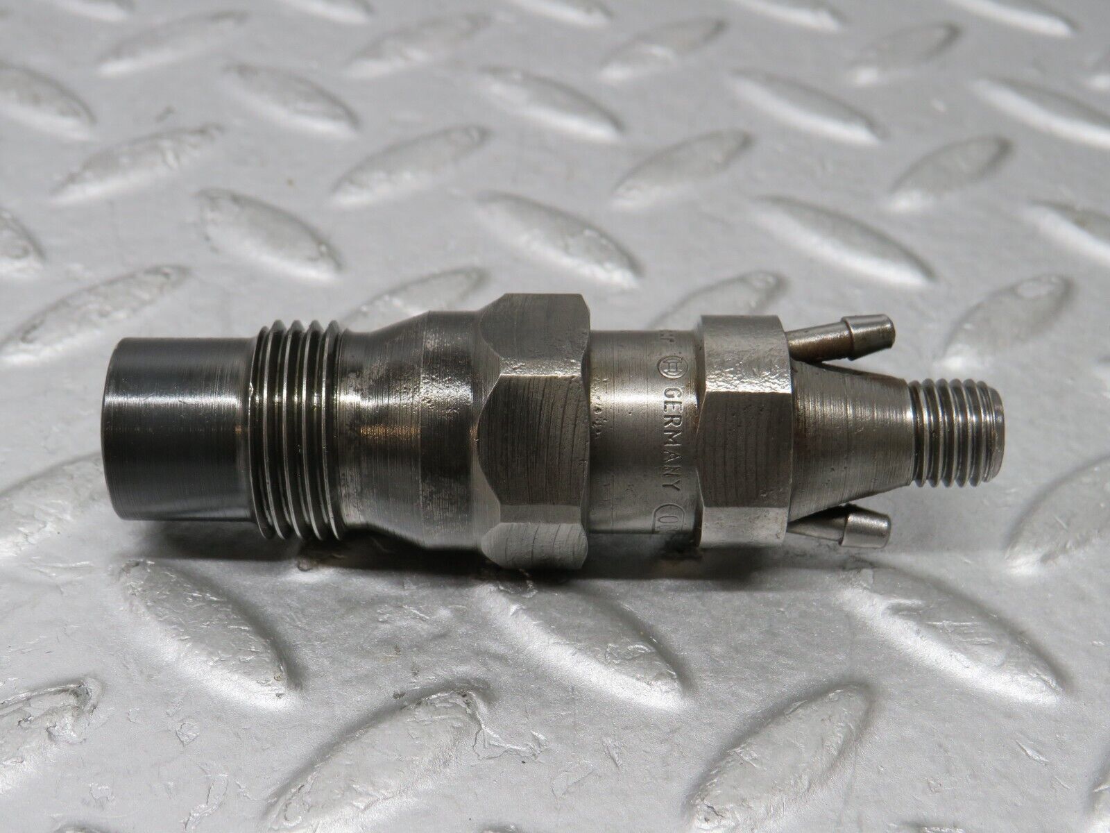 35893 Mercedes-Benz 240D OM616.912 Diesel Fuel Injector Bosch KCA30S35/4