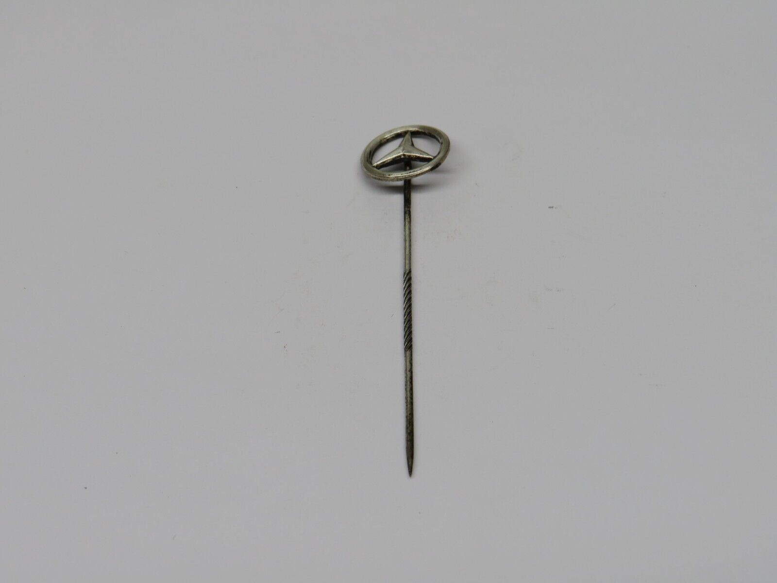 37510 Mercedes-Benz Vintage Lapel Pin Badge