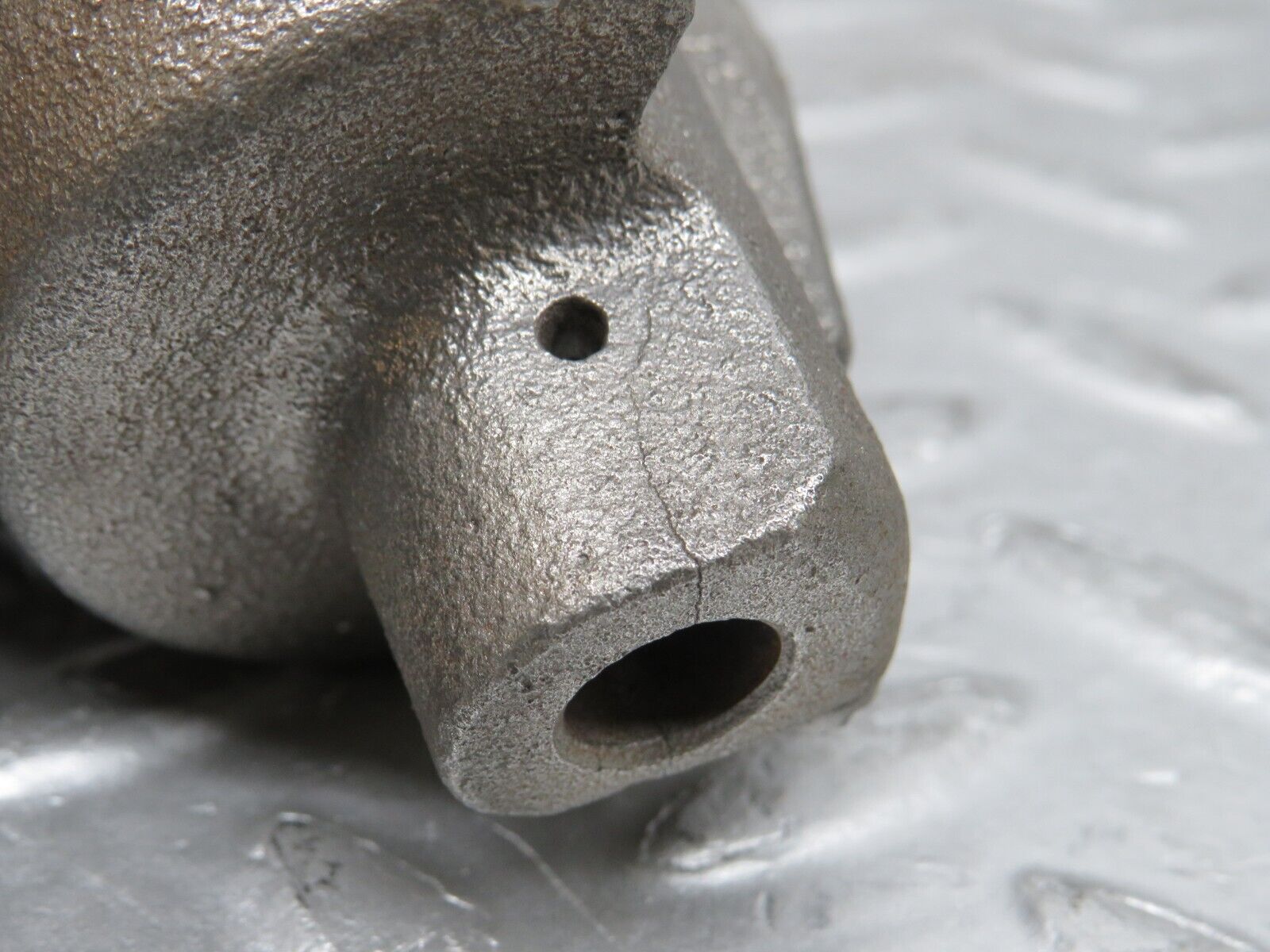 37724 Mercedes-Benz W108 280S Exhaust Balancing Weight 1801430207