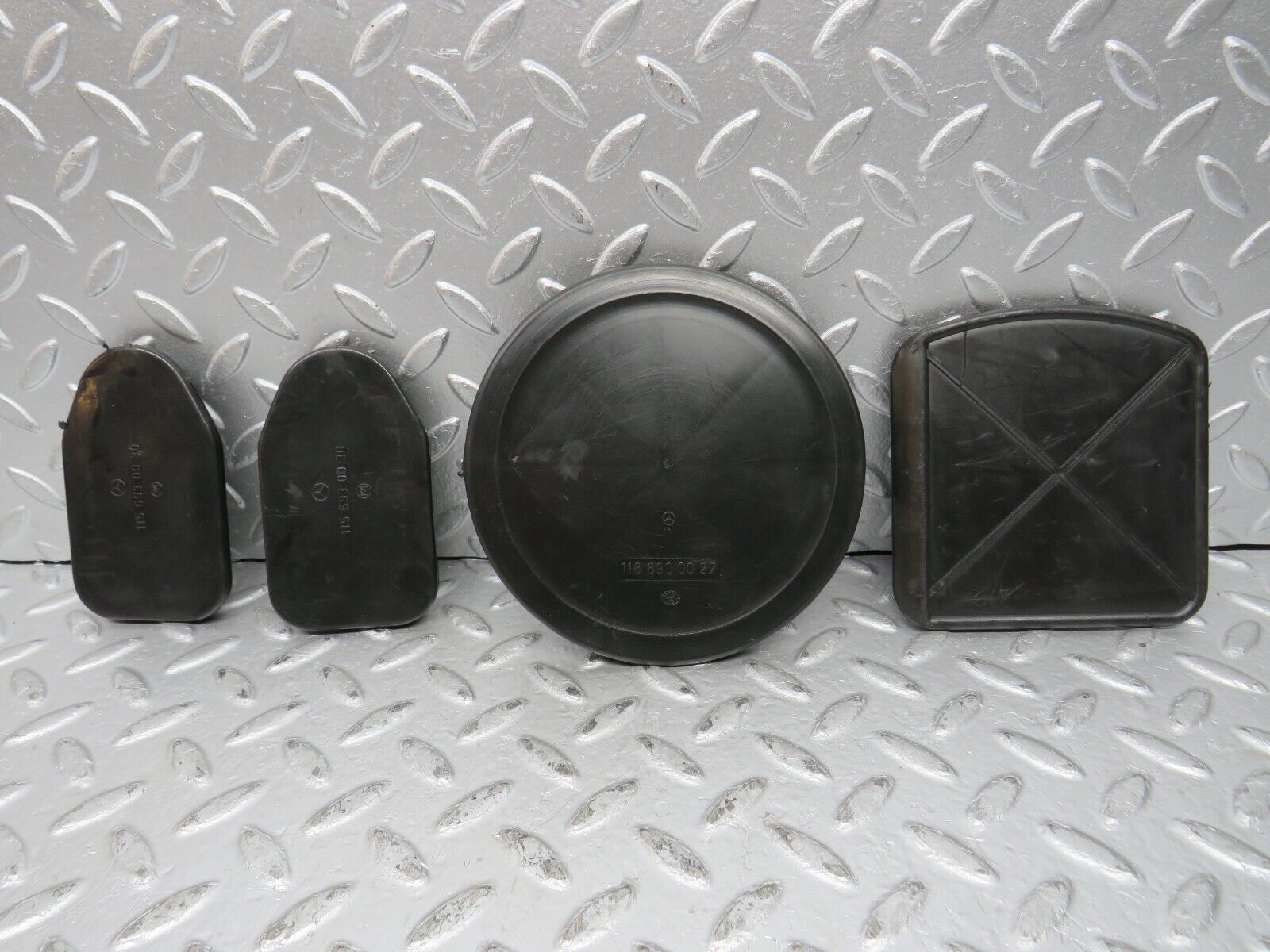 32000 Mercedes-Benz W123 230E Trunk Boot Access Cover Set 1166900027
