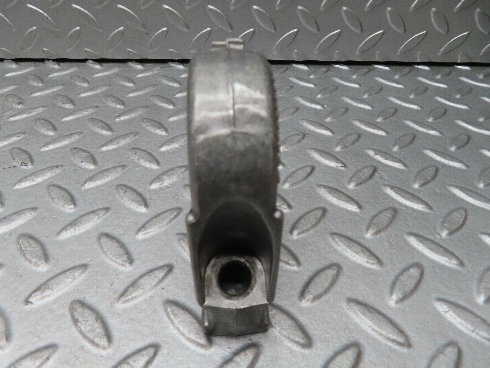 17786 Mercedes-Benz W116 450SEL Camshaft Tower Bearing 1160514818