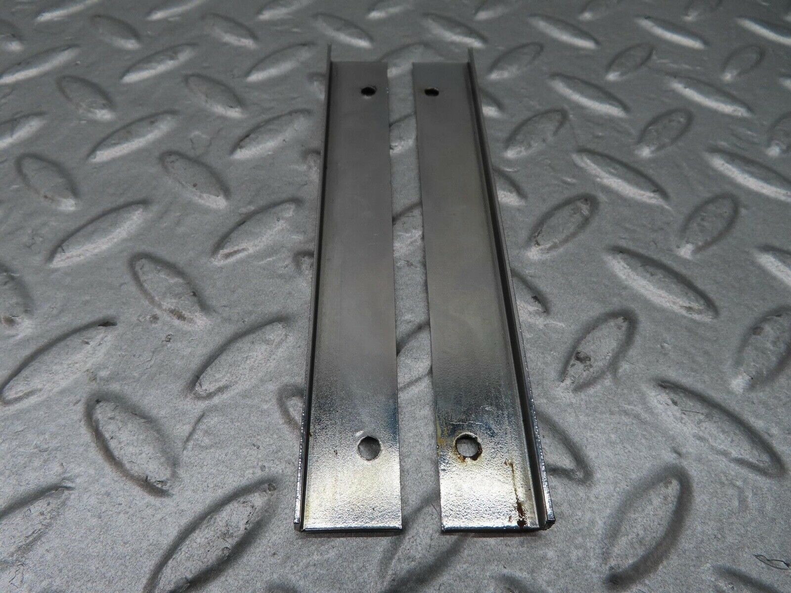 14158 Mercedes-Benz C107 280SLC A Pillar Lower Chrome Moulding Trim