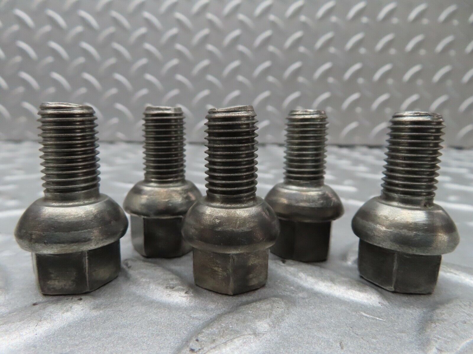 16798 Mercedes-Benz 5x Steel Wheel Lug Bolt M12x1.5