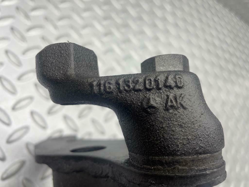 0022 Mercedes-Benz W116 350 SE Air Conditioning Compressor Holder 1161320140