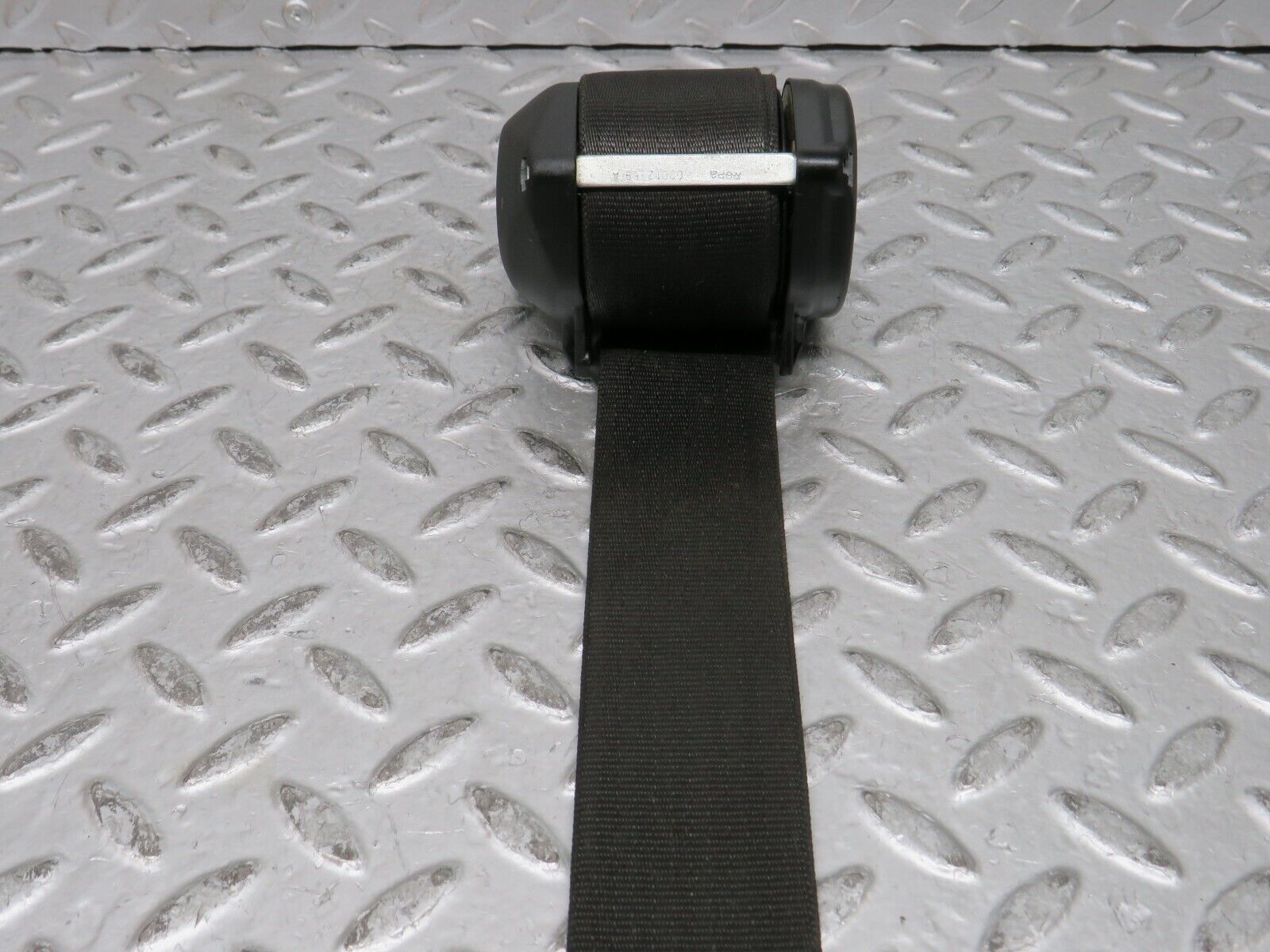 28634 Mercedes-Benz W123 280E Front Right Seat Belt 1238602686