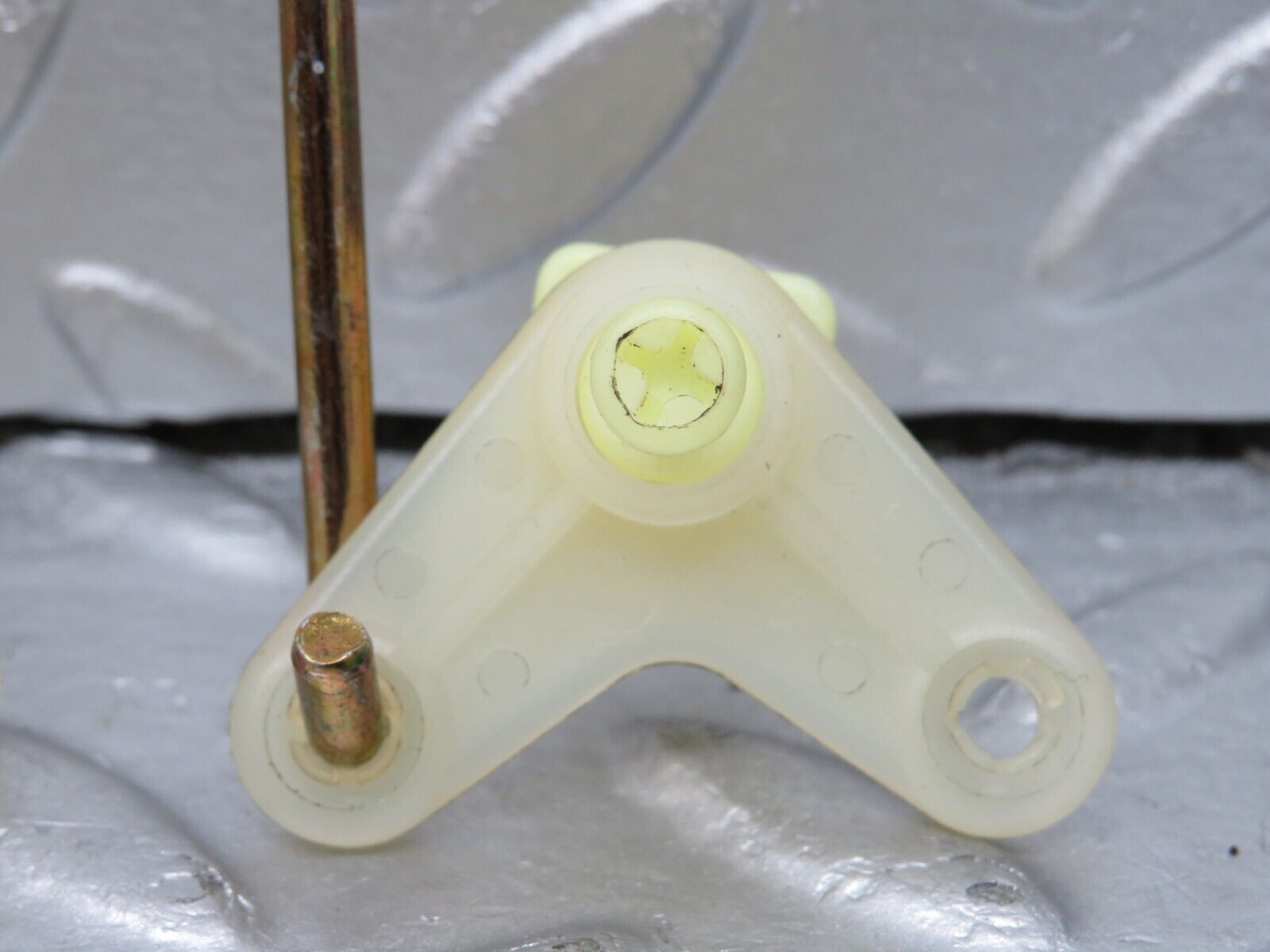 33337 Mercedes-Benz W202 C180 Rear Door Lock Knob Pair