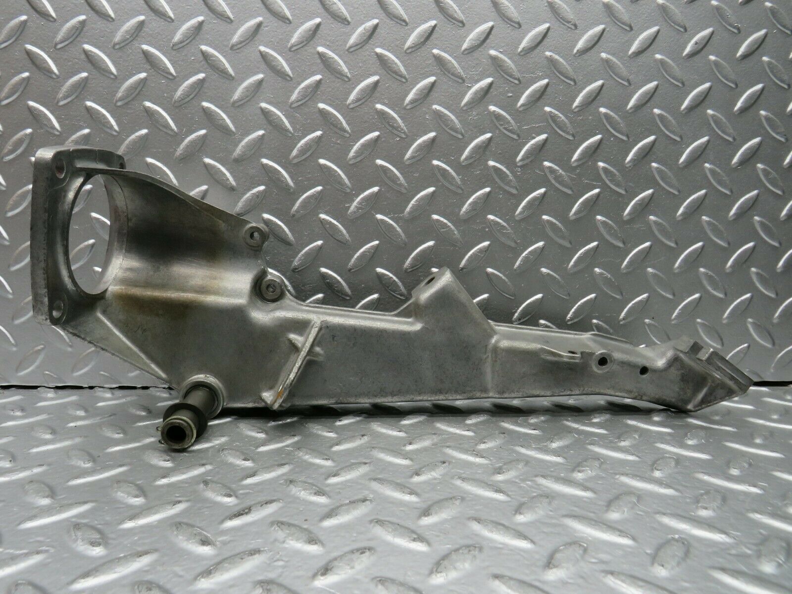 22683 Mercedes-Benz C107 450SLC Coupe Brake Pedal Bracket 1072941101