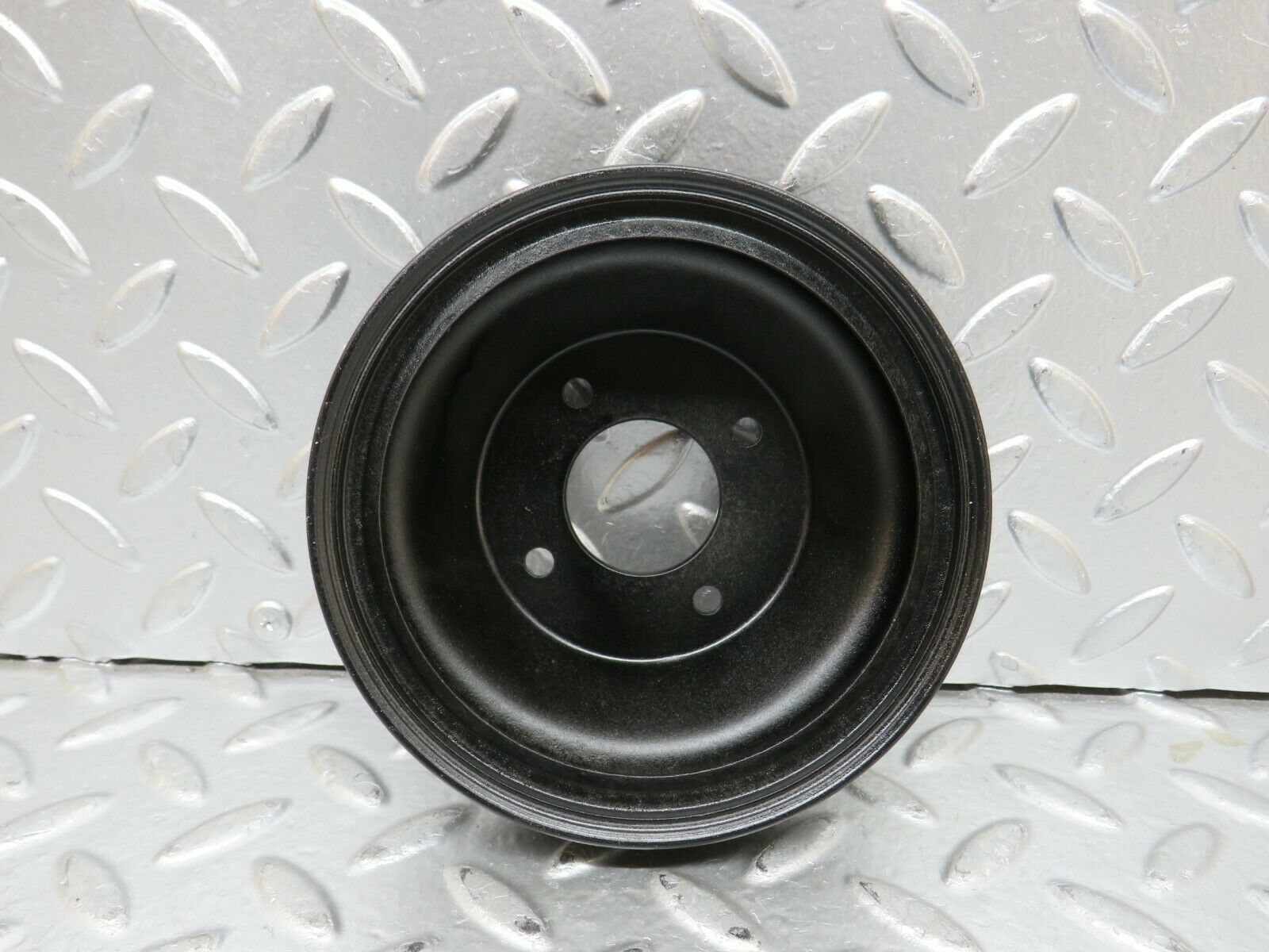 24343 Mercedes-Benz S124 220TE Wagon Water Pump Pulley 1112020110