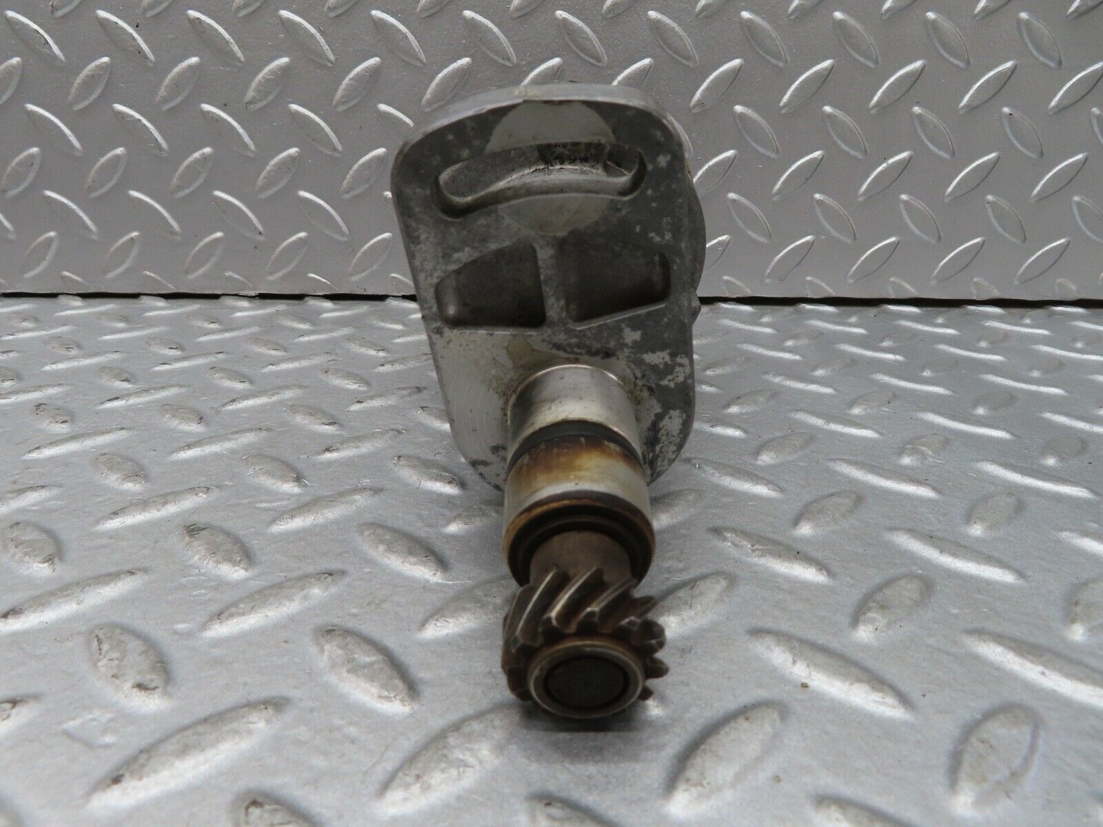 17750 Mercedes-Benz W116 450SEL Ignition Distributor 0237404006