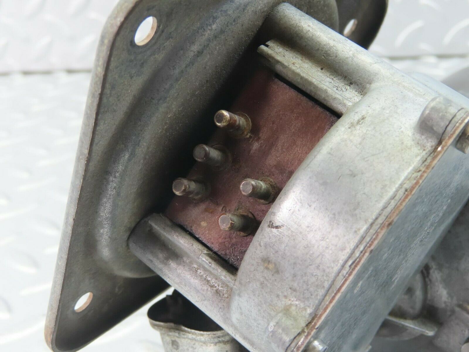 8904 Mercedes-Benz W108 Wiper Motor Bosch 0390446050