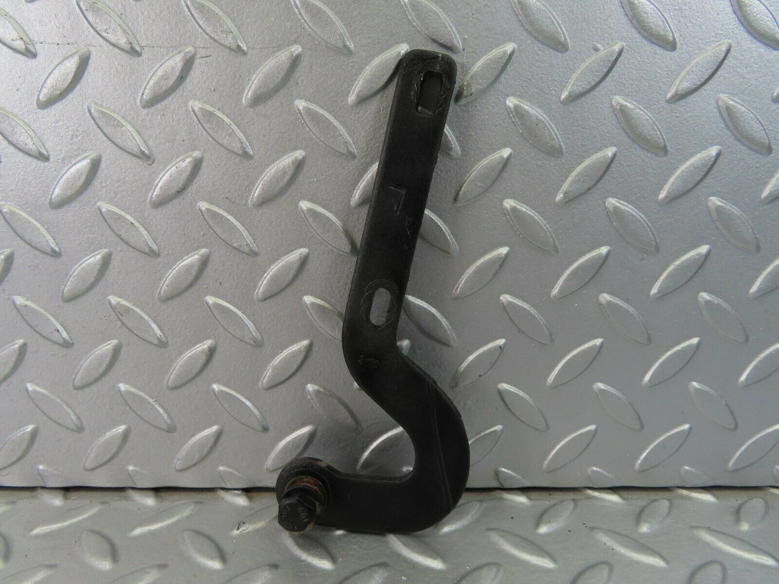 7248 Mercedes-Benz W116 450SE Bonnet Hinge Support Left