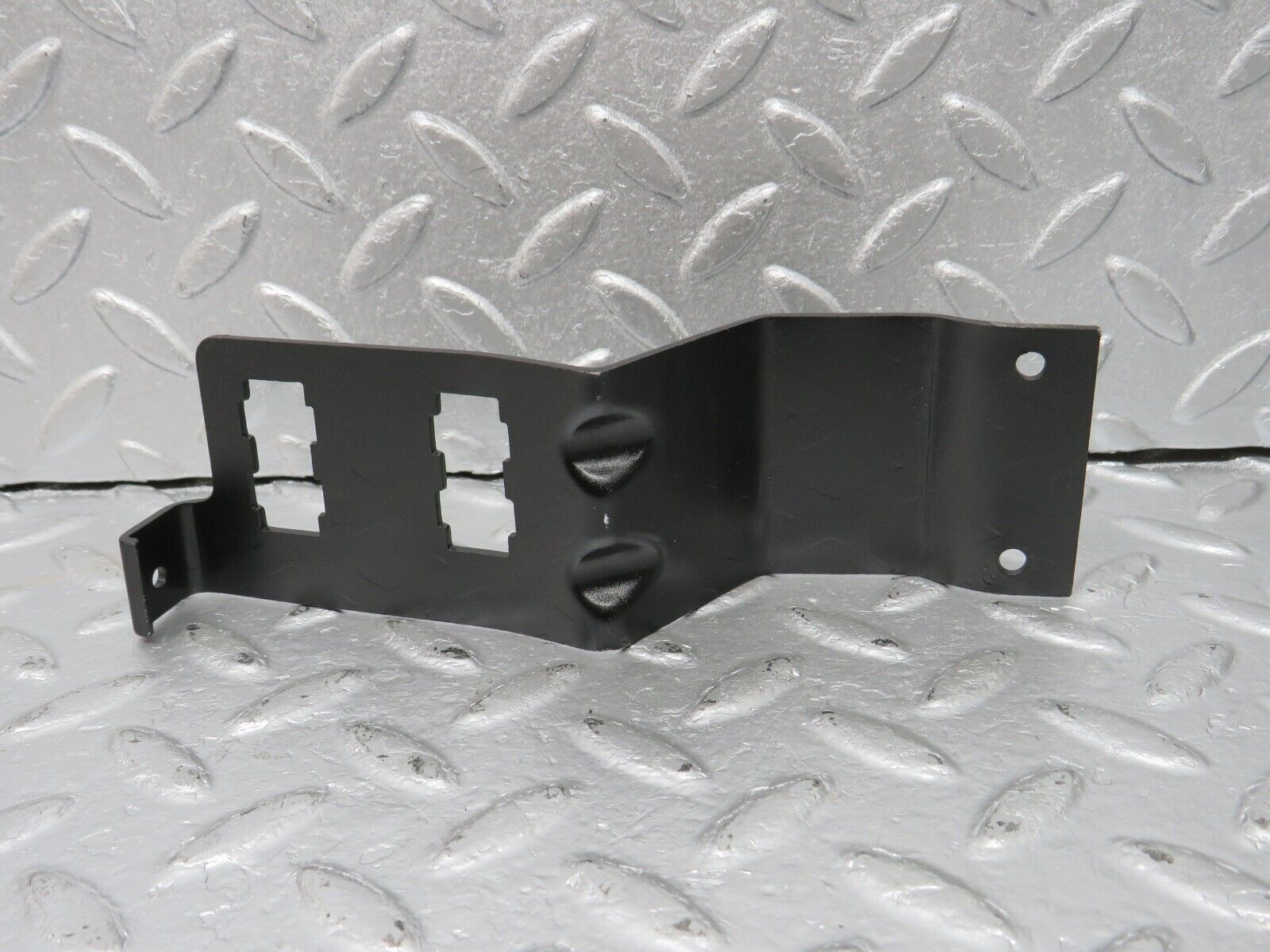 40414 Mercedes-Benz W110 230 Relay Holder Bracket