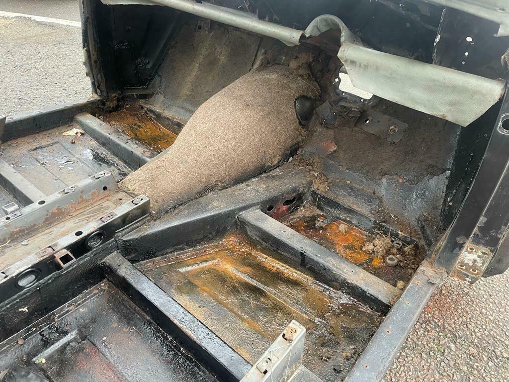 21821 Mercedes-Benz W121 190 Ponton Shell 1961