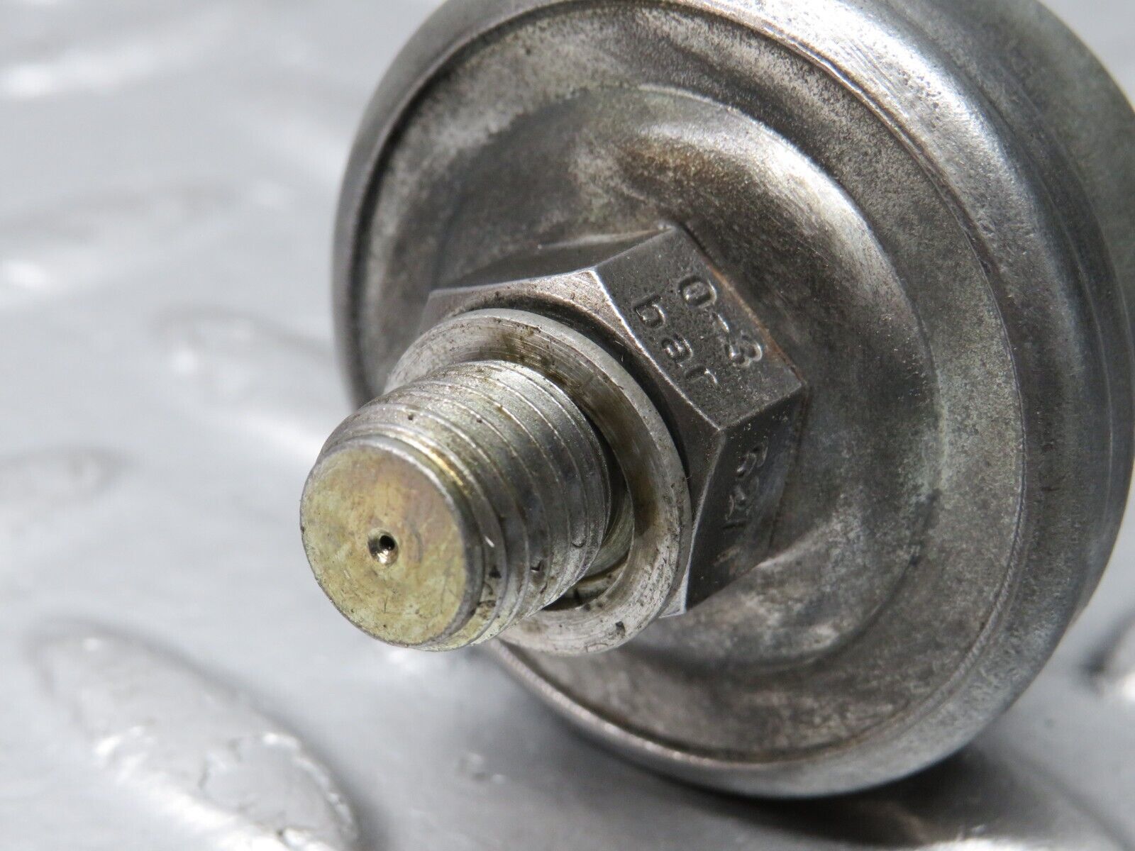 39712 Mercedes-Benz R129 320SL Coupe Oil Pressure Sensor 0065429417