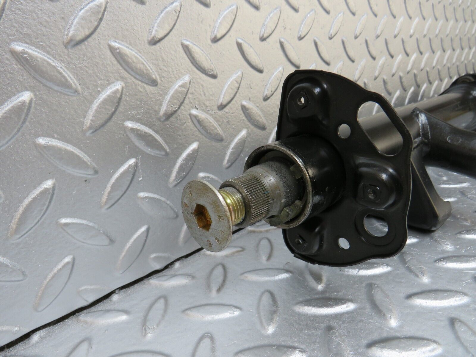 34117 Mercedes-Benz W124 260E Steering Column RHD