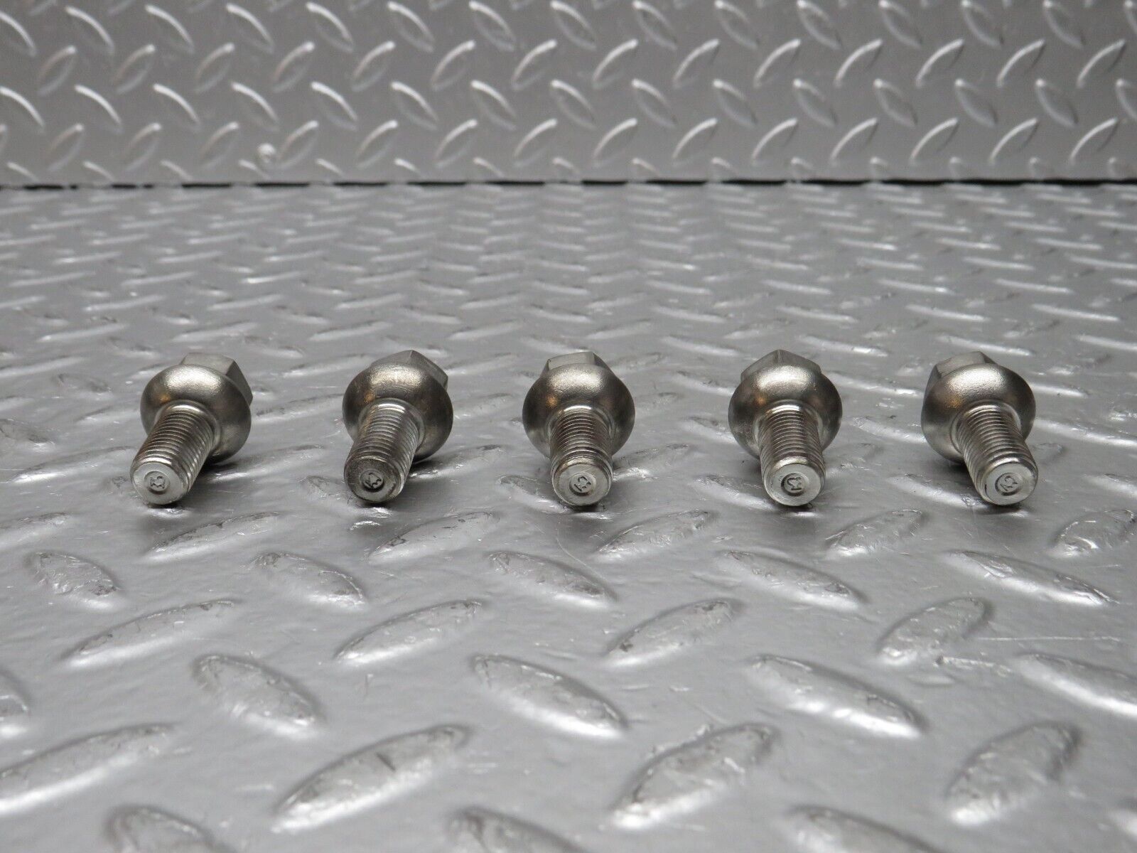 31107 Mercedes-Benz 5x Steel Wheel Lug Bolt M12x1.5