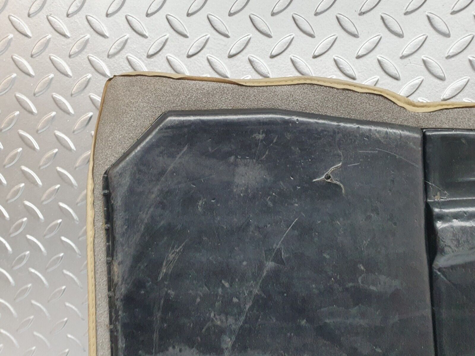 41137 Mercedes-Benz W126 300SE Front Left Floor Carpet Mat 1266846429